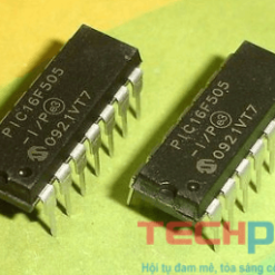Alternative view of PIC16F505-I/P